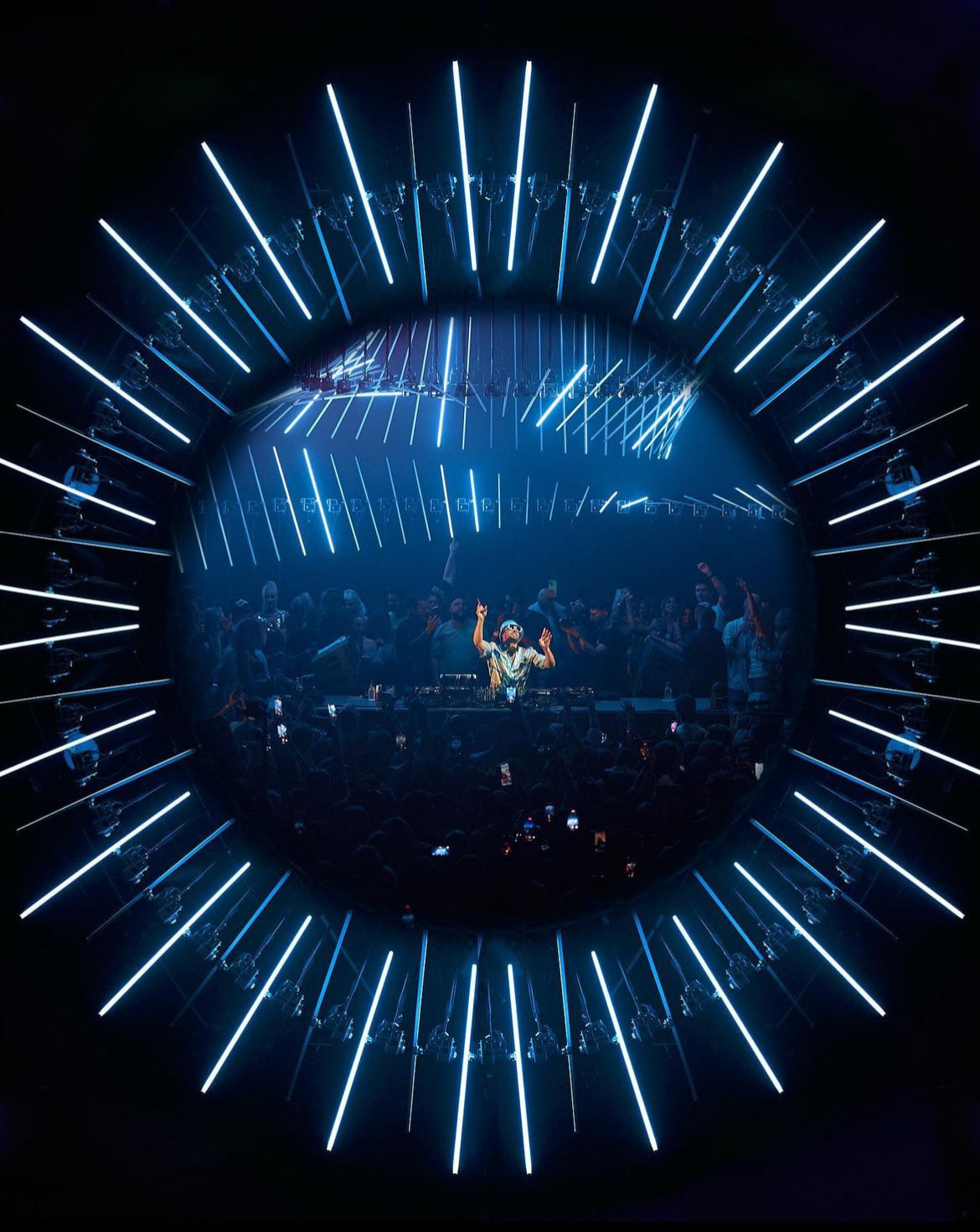 Hi Ibiza 2023, lighting by Matthew Dean (3 of 7)