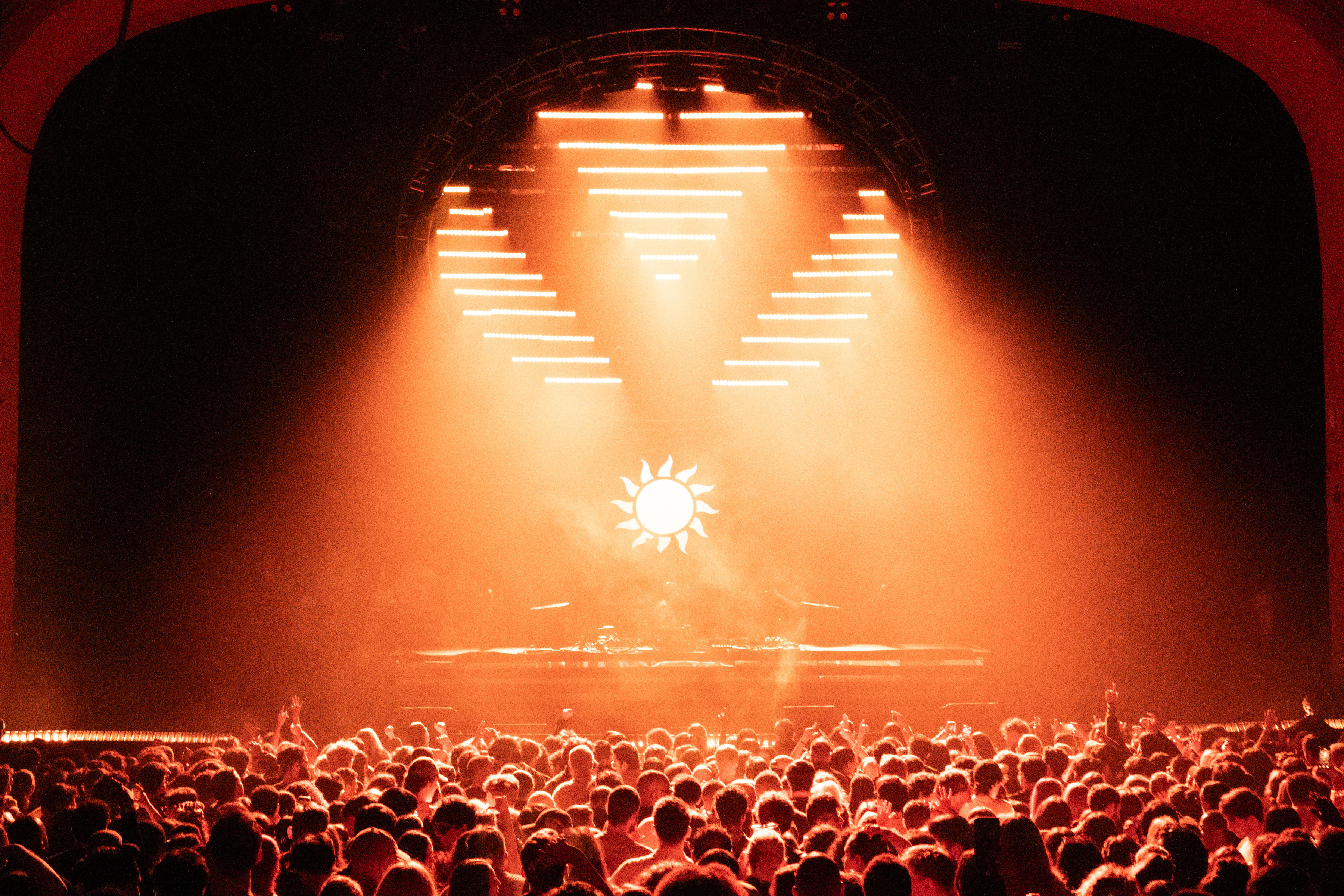 Francis Mercier O2 Brixton 2025, lighting by Matthew Dean (3 of 16)