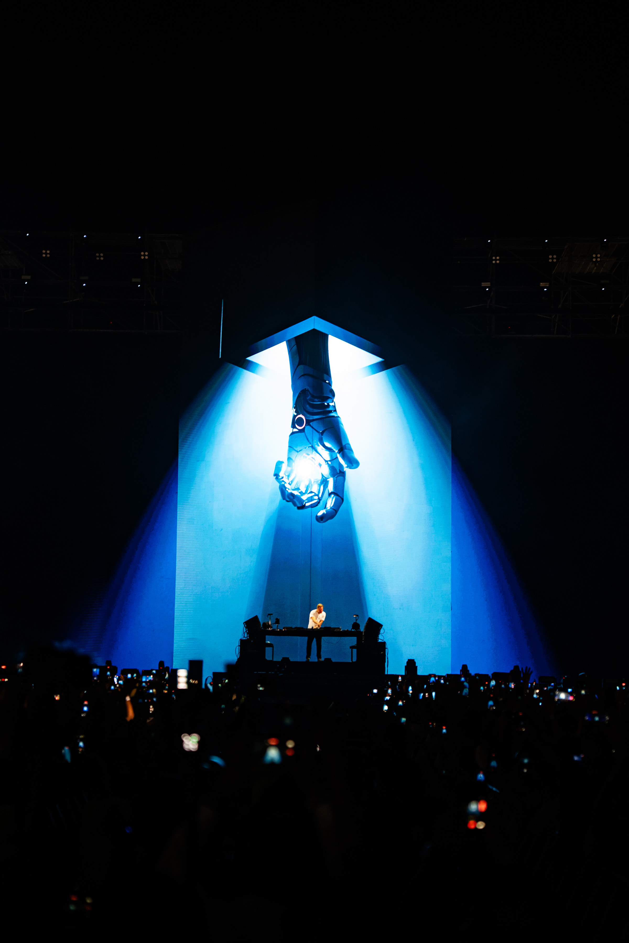 David Guetta Monolith Tour, lighting by Matthew Dean (5 of 22)