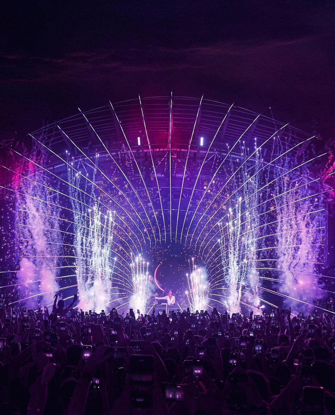 Ushuaïa Ibiza 2023, lighting by Matthew Dean (5 of 6)