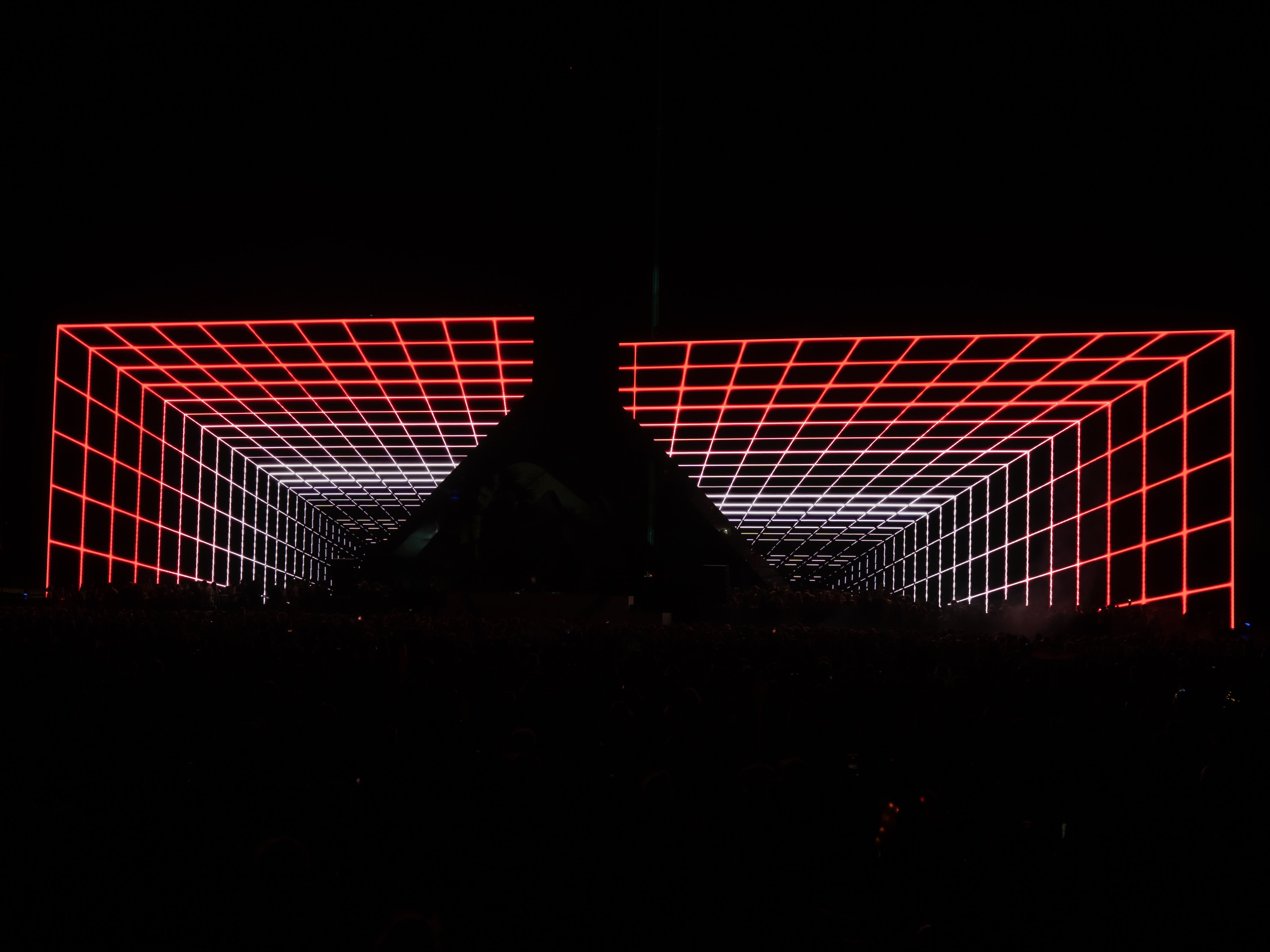 David Guetta Coachella 2026, lighting by Matthew Dean (5 of 10)