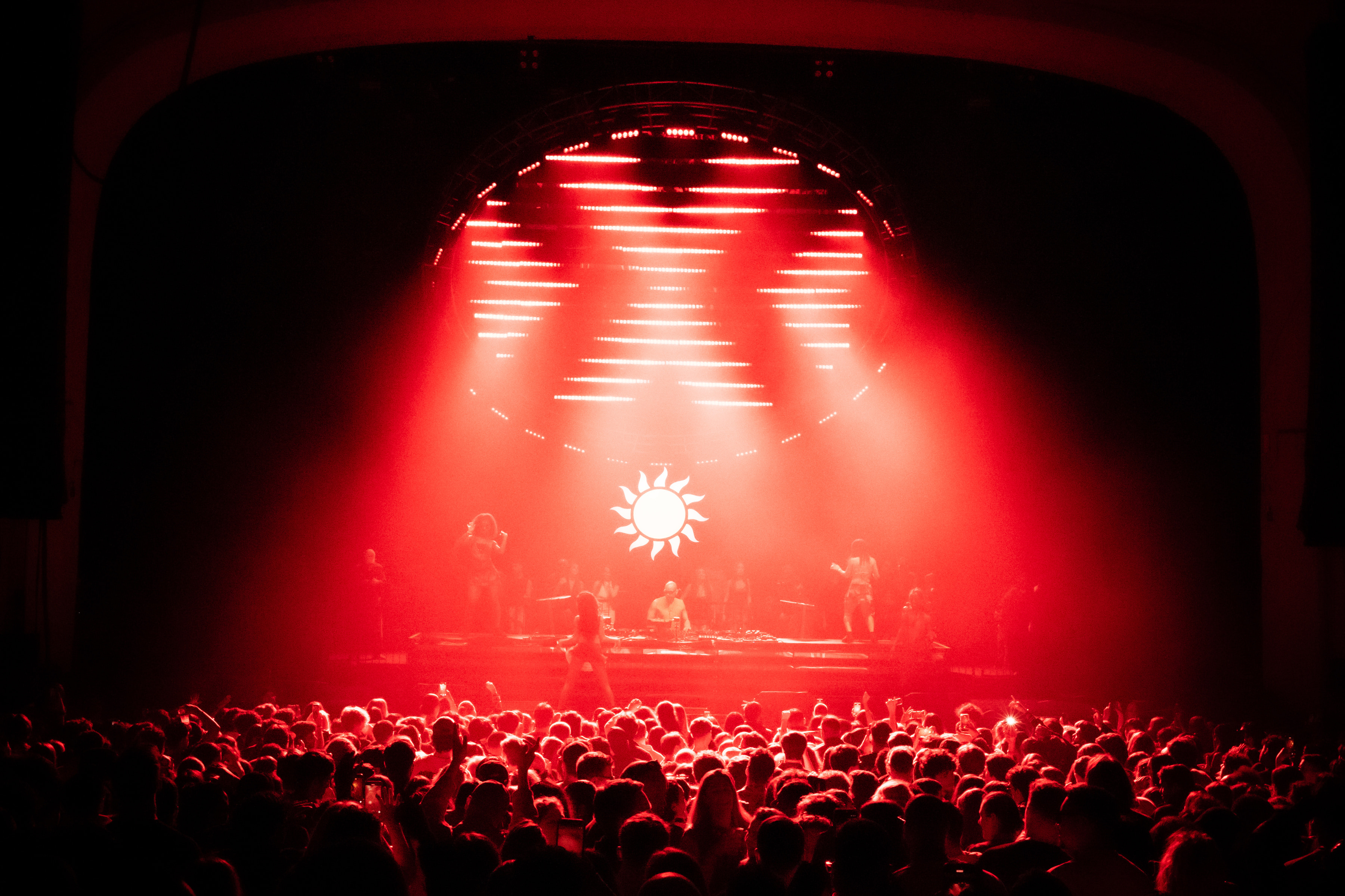 Francis Mercier O2 Brixton 2025, lighting by Matthew Dean (6 of 16)