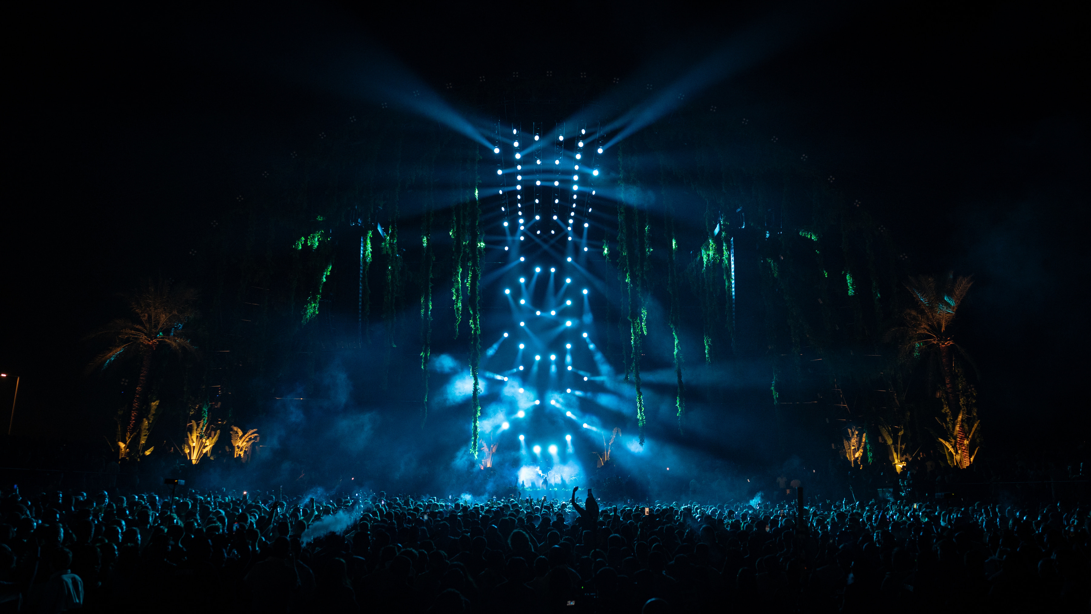 Black Coffee Ushuaïa Dubai 2024, lighting by Matthew Dean (10 of 13)