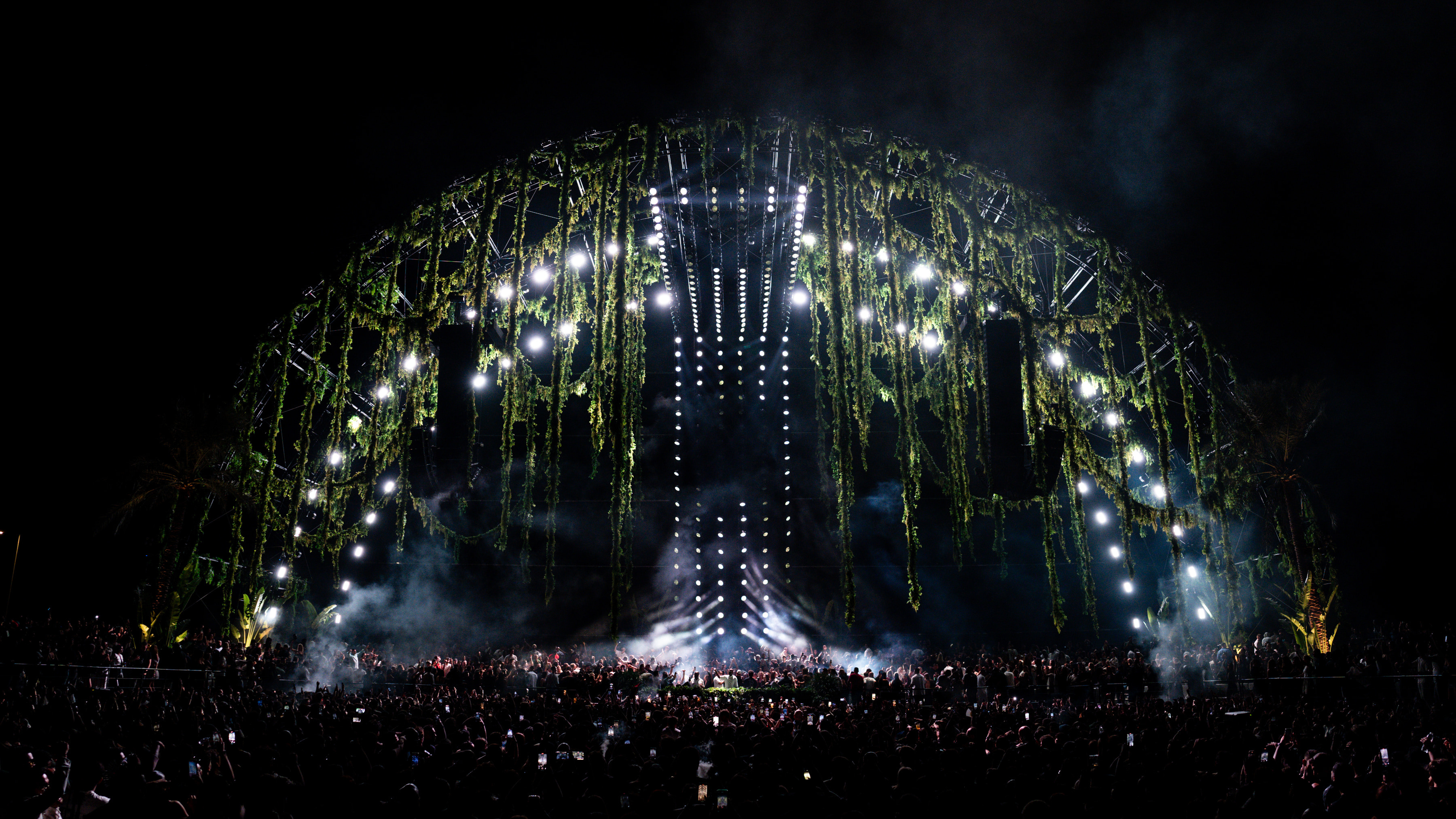 Black Coffee Ushuaïa Dubai 2024, lighting by Matthew Dean (12 of 13)