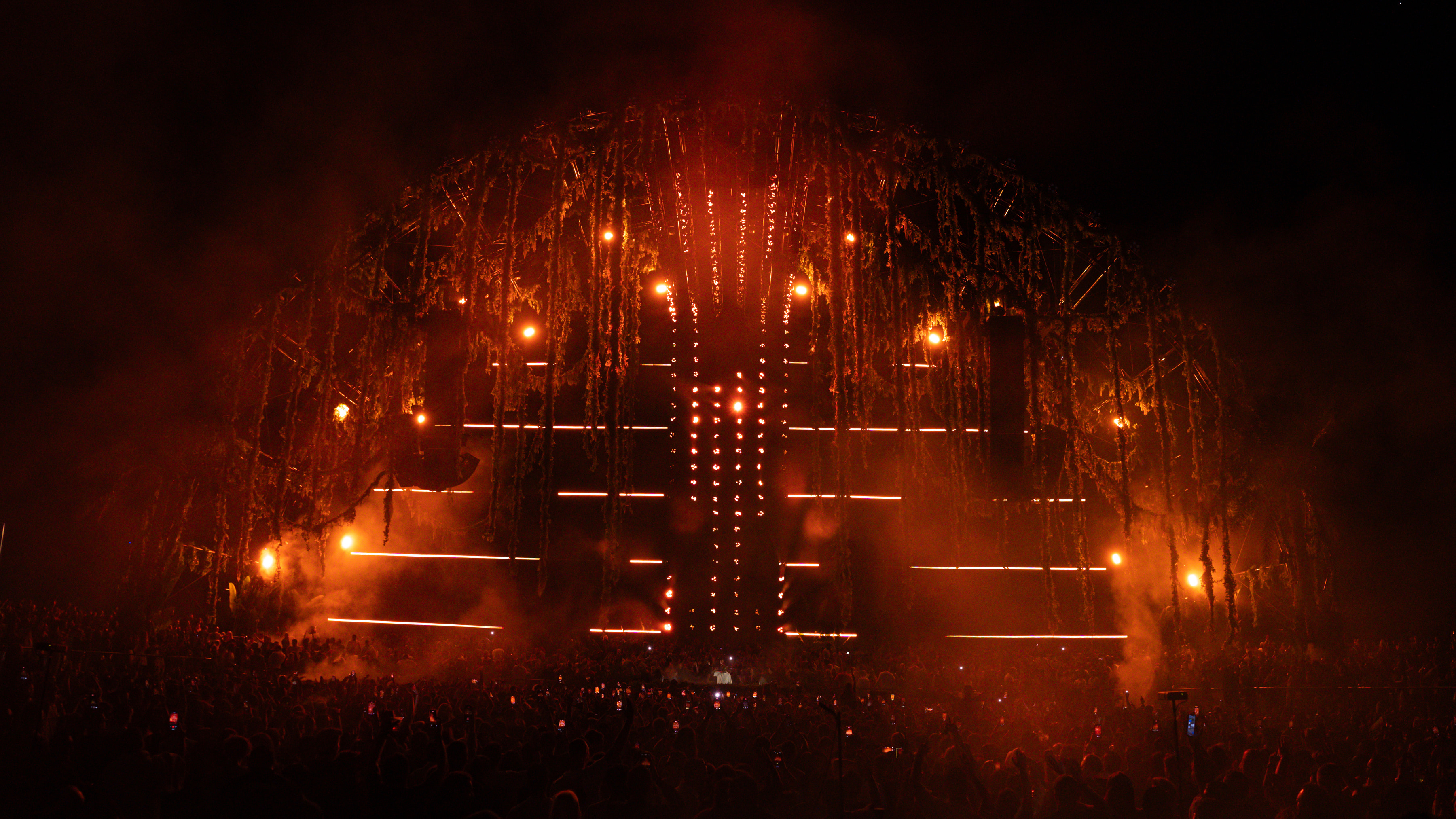 Black Coffee Ushuaïa Dubai 2024, lighting by Matthew Dean (13 of 13)
